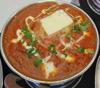 Bombay Babu Playa La Arena