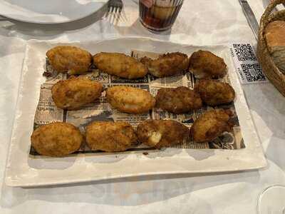 Mesón Casa Esteban Restaurante & Tapas