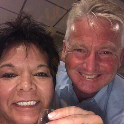 Laurel's Restaurant & Bar