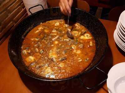 El Lloc Entrepans I Cassoletes