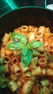 By Pomodoro Pizza & Pasta