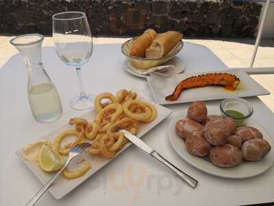 Cofradía Restaurante Terraza, La Divina