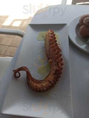 Cofradía Restaurante Terraza, La Divina