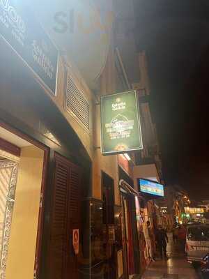 Bollywood Indian Tandoori Restauran