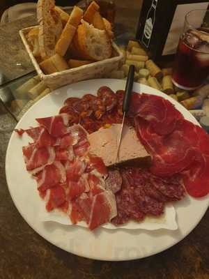 Jamoneria Serrano