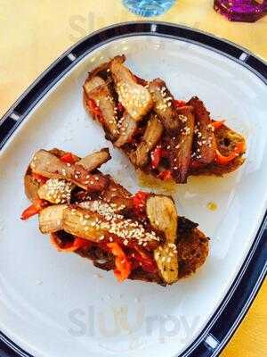 Le Petit Bistrot Y Su Asador Pizzeria