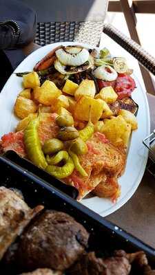 El Pino- Torrador Grill