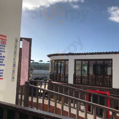 Beeches Brook Family Sports Bar