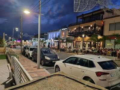 Vista Lounge Cafe Bar