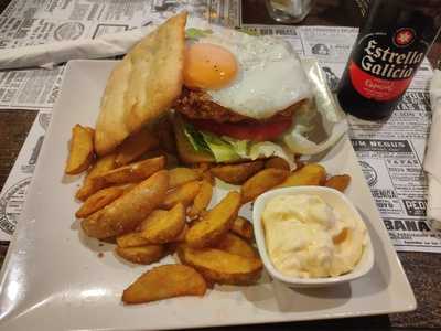 Pizzeria Cerveceria Sixties