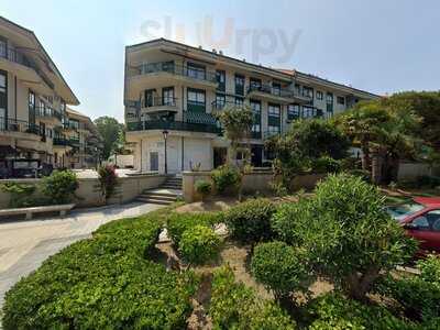 La Bodeguita De Patos