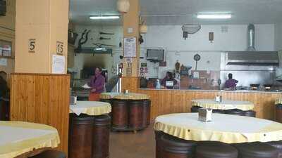 Guachinche Salon El Cubano