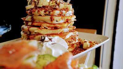 Rolling Handmade Ice Cream