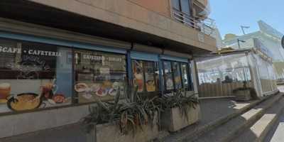 Rolling Handmade Ice Cream