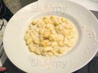 Trattoria Cacio E Pepe