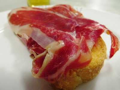 Tasca Jamón Y Salud