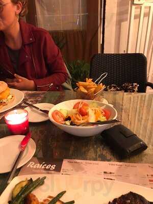 Raíces Asador Restaurante