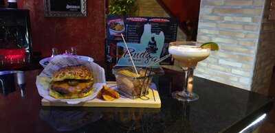 B89 By Tanausu Mederos