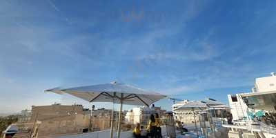 Brotzeit Lounge & Restaurant