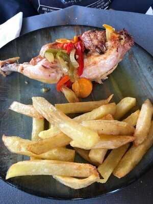 Port América Restaurante Cafetería