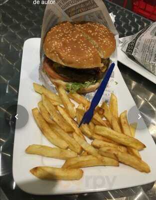 Xarlies Tuhamburgueseria