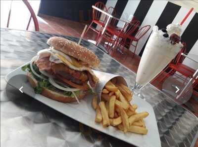 Xarlies Tuhamburgueseria