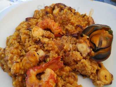 Bar Restaurante Playa De Las Catedrales