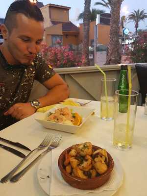 Bar- Bistro-sporting Club