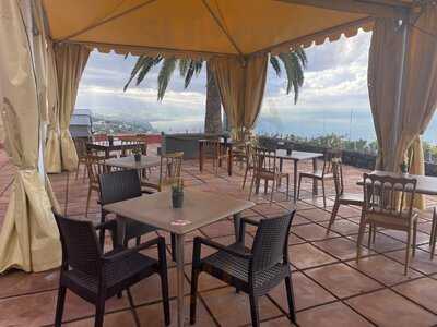 Casa Del Vino La Baranda