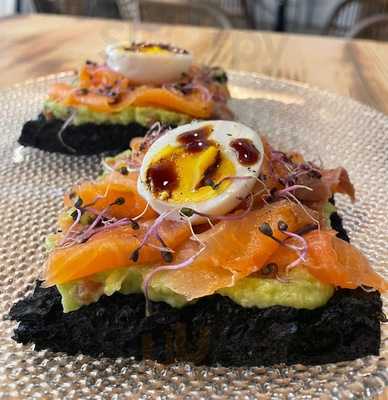 Garden Brunch & Breakfast