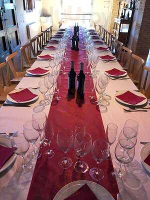 Bodega Emilio Clemente - Restaurante