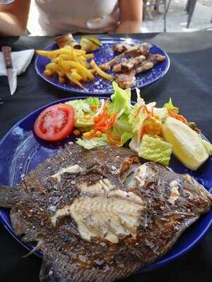 Braseria & Cerveceria Aires De Lola