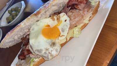 Cafetería Restaurante El Bosque