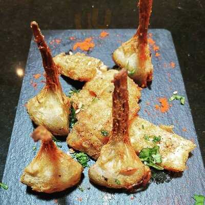 Luanik, Marisqueria I Arrosseria