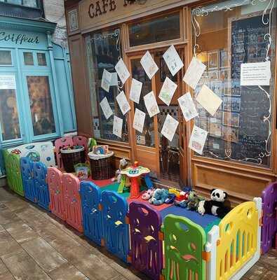 La Taverna Del Wine Palace