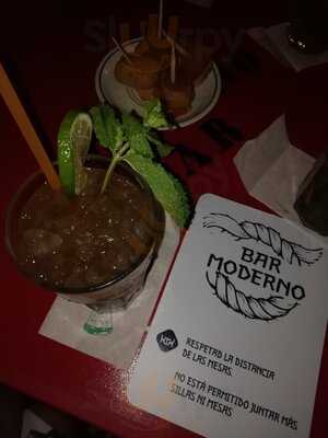 Moderno Bar