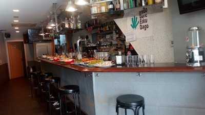 Moderno Bar