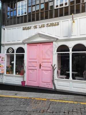 Salón De Las Flores