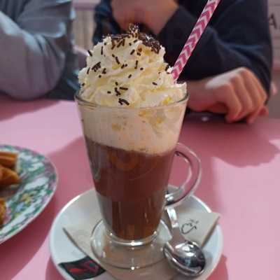 Salón De Las Flores