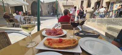 Bar La Plaza De Valderrobres