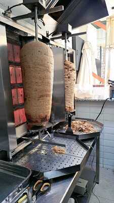 Estambul Kebab Pizzeria