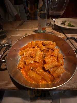 El Gioviale Cafe & Restaurant