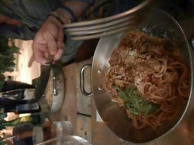 El Gioviale Cafe & Restaurant