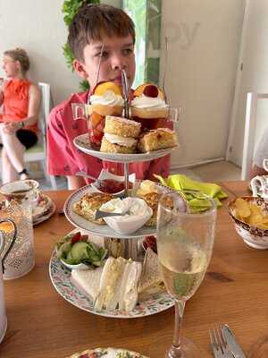 The Tea House And Bar