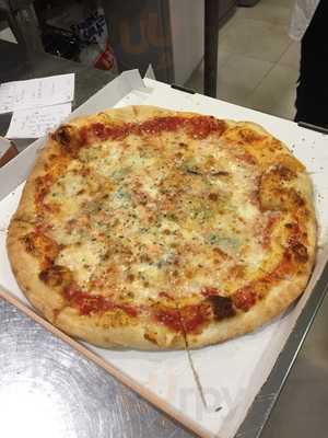 La Fenice Pizzeria E Ristorante