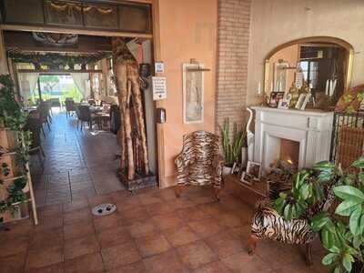 Tipsy Terrace Bar & Bistro