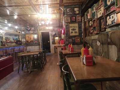 Sada Hamburgueseria & Cerveceria