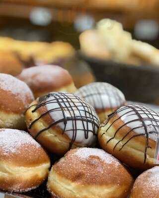 Panaderia-pasteleria C.martin