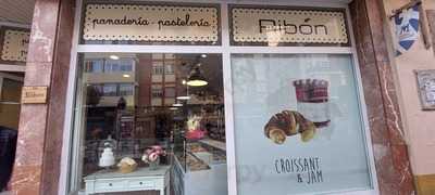 Panaderia Pasteleria Ribon