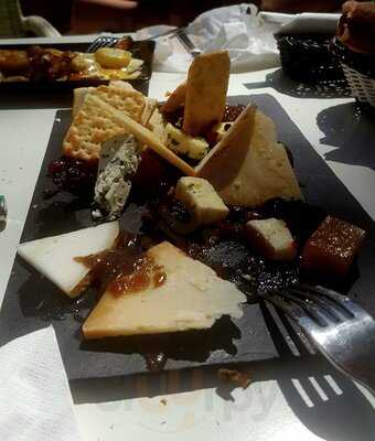 Yampe Fuente Del Rey